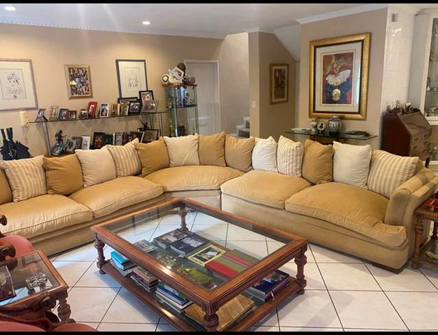 4 BEDROOM HOUSE FOR SALE IN SANDOWN